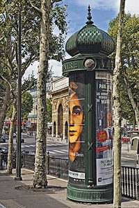 colonne-morris-mobilier-urbain-historique